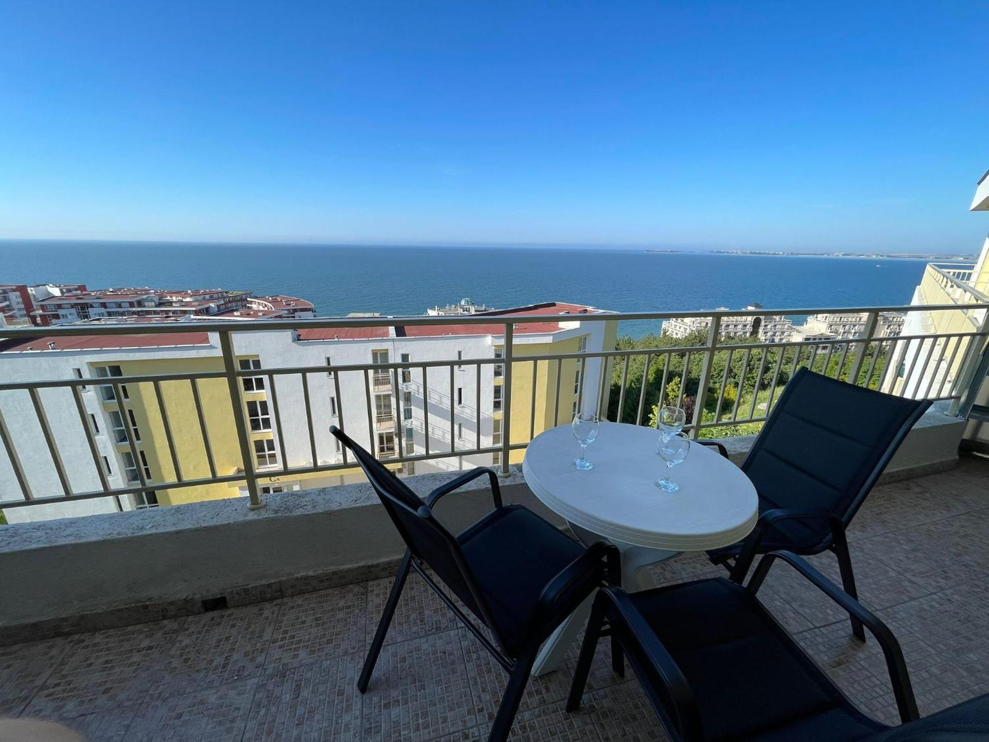Grand Resort - Imperial Crown Fort Club - Prestige Apartments Elenite Εξωτερικό φωτογραφία