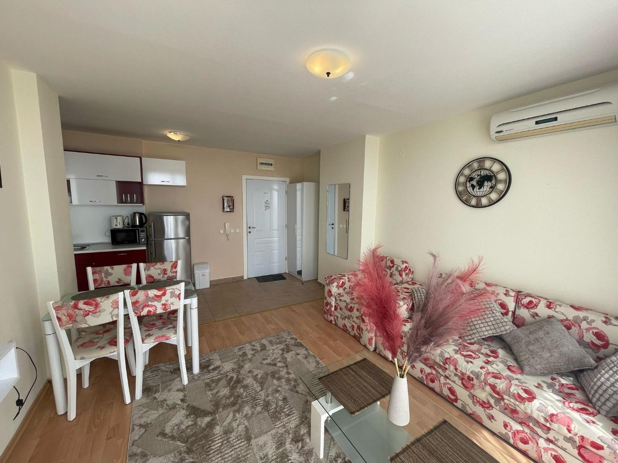Grand Resort - Imperial Crown Fort Club - Prestige Apartments Elenite Δωμάτιο φωτογραφία